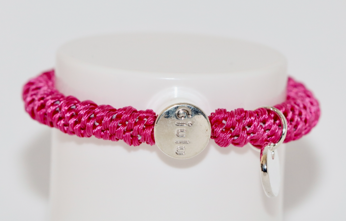 Giulu Haargummi Pink mit silbernem Münzanhänger