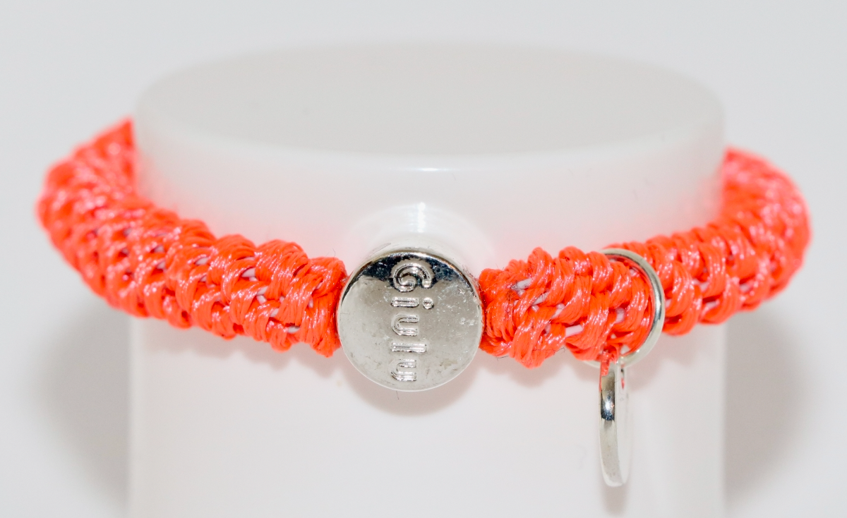 Giulu Haargummi Neon Orange mit silbernem Münzanhänger